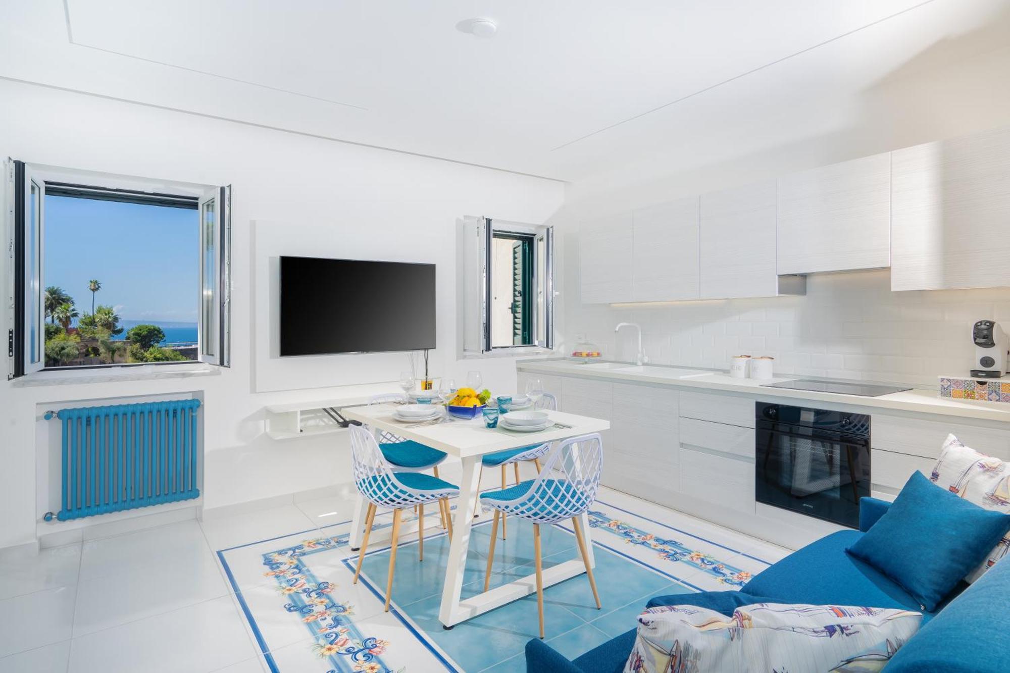 Sea View Deluxe Apartments Vico Equense Buitenkant foto